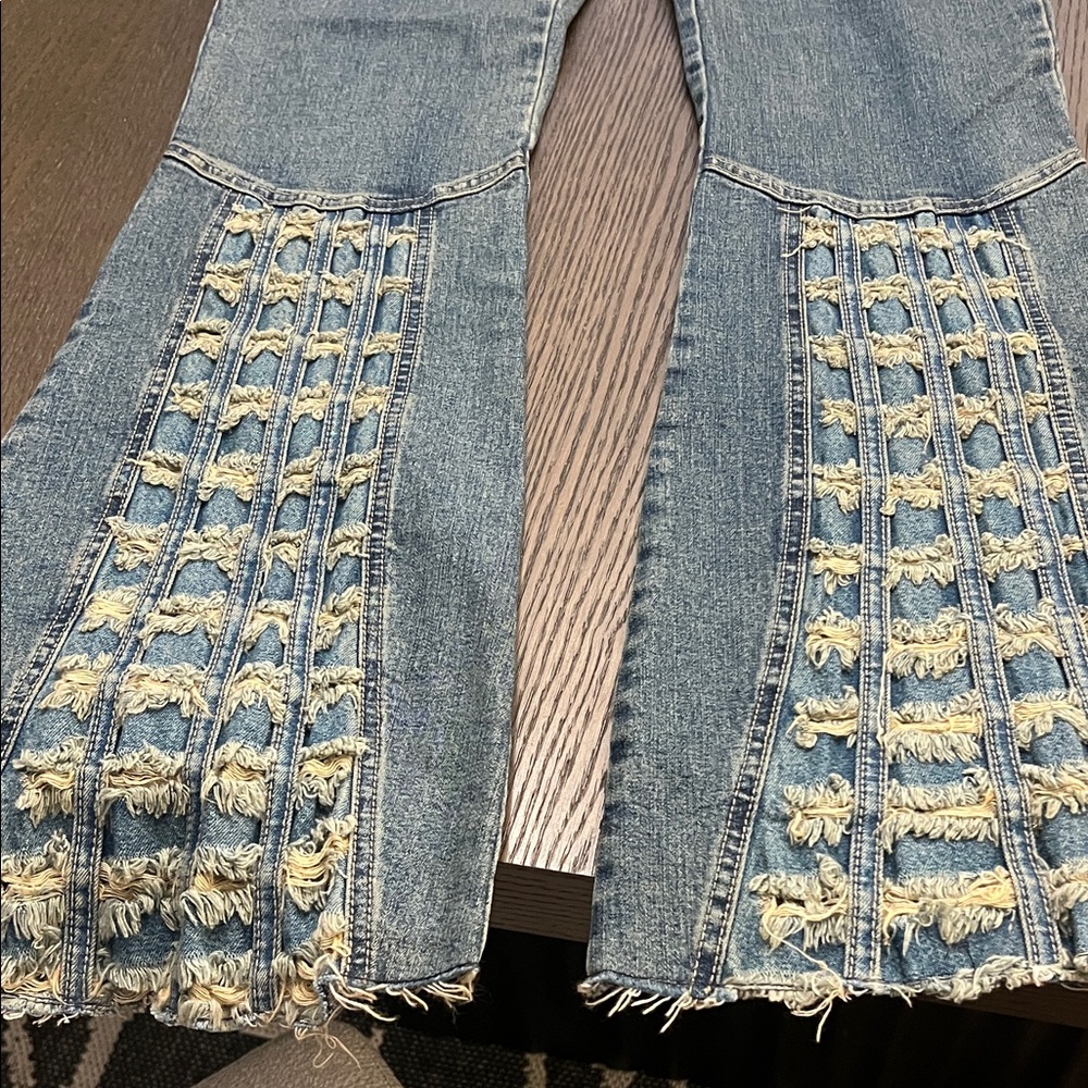 Sharagano Blue and Frayed Flare Jeans sz M